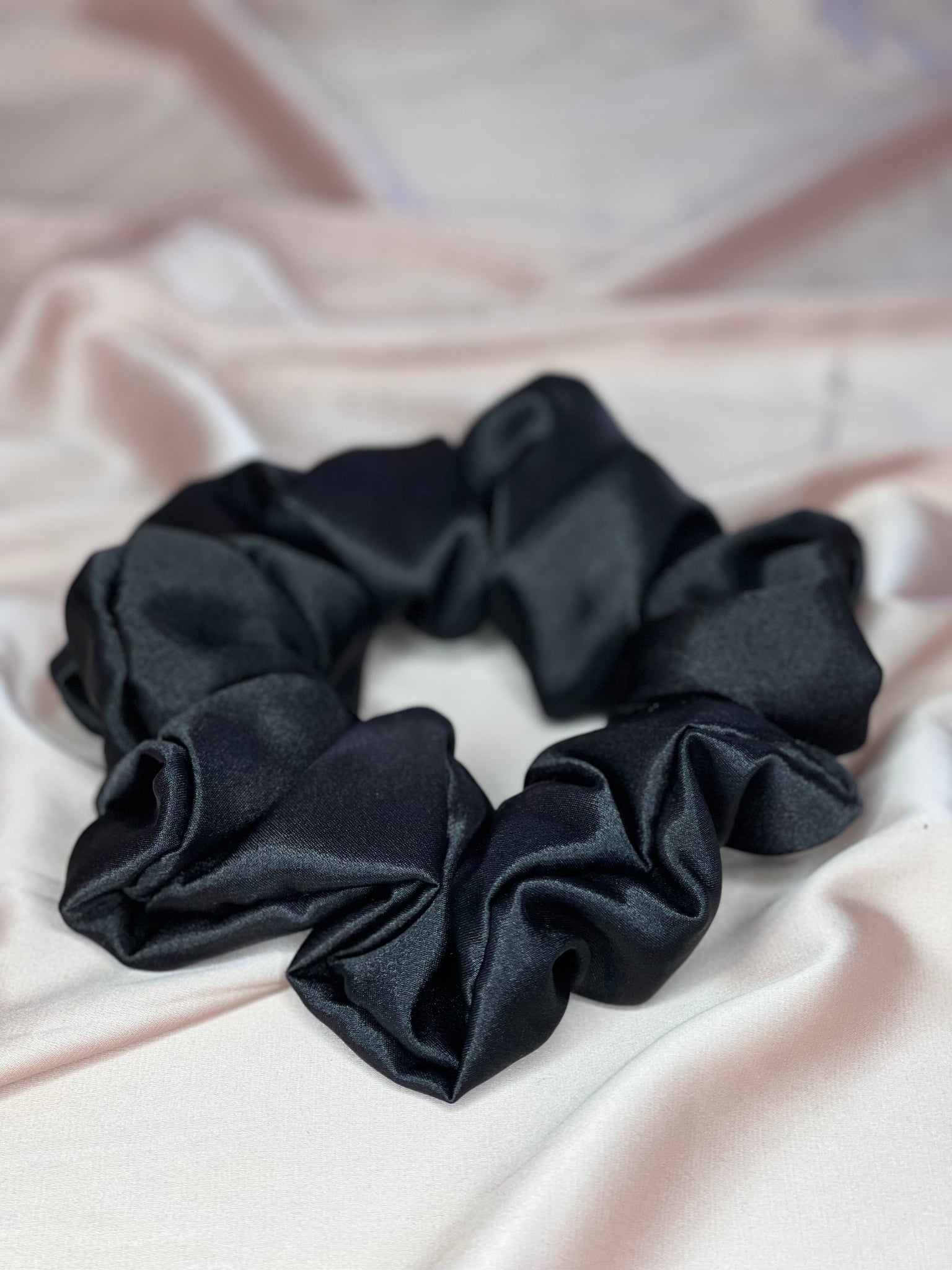 Black Petunia XXL- silk scrunchie